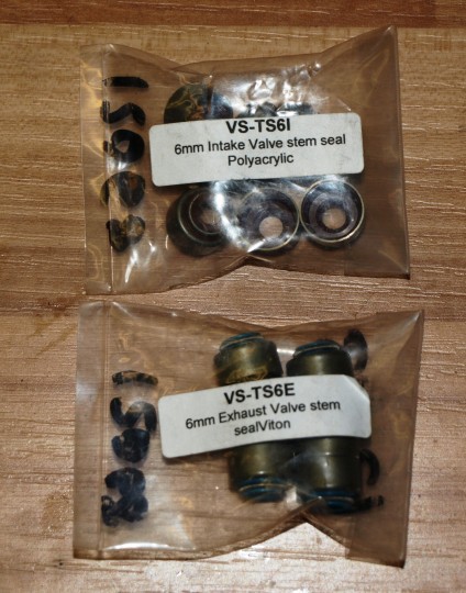 valve seals.JPG